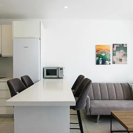 Phaedrus Living - Seaside Executive Flat Harbour 203 Apartamento